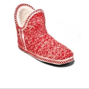 GILLIGAN & O'Malley  Red  Knitted Slipper S (5-6)